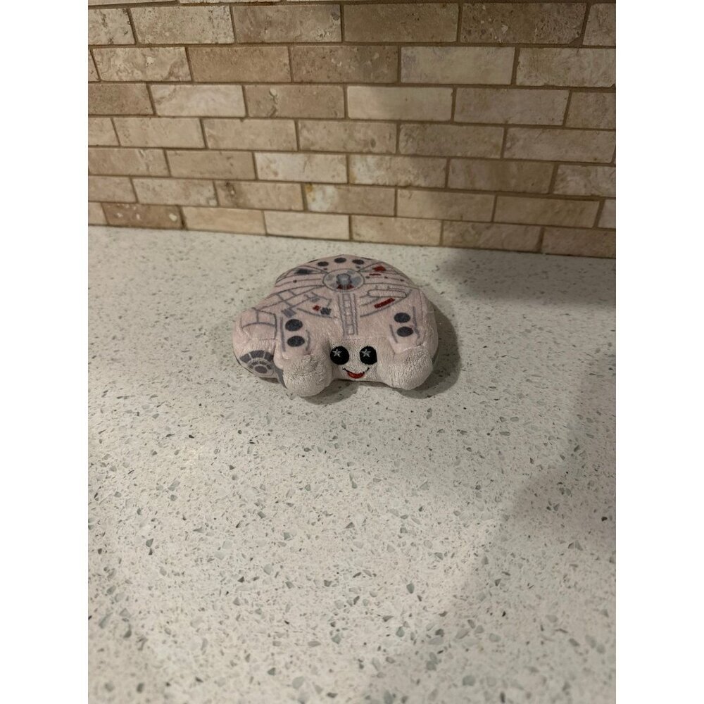 Disney Parks Wishables‎ Star Wars Smugglers Run Millennium Falcon Plush